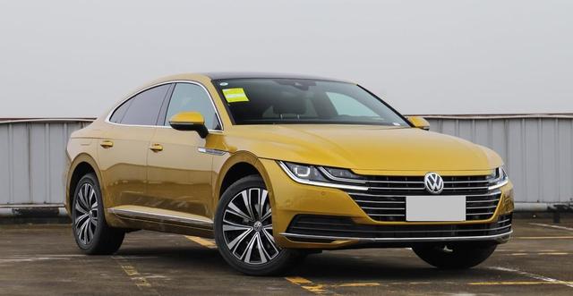 最新款CC引领未来科技魅力,成为时尚潮流新宠