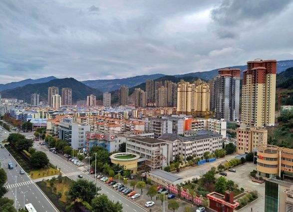 探寻城市脉搏,万州房产最新房价解析